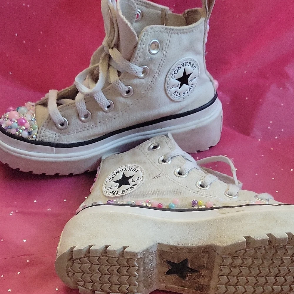 Converse Chuck Taylor Pearl High Tops